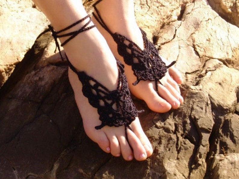 Butterfly foot jewelry Crochet lace barefoot sandals Bridal barefoot image 9