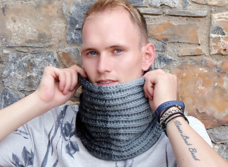 Mens Infinity Scarf Knit Gray Snood Chunky Scarf Crochet Scarf Etsy