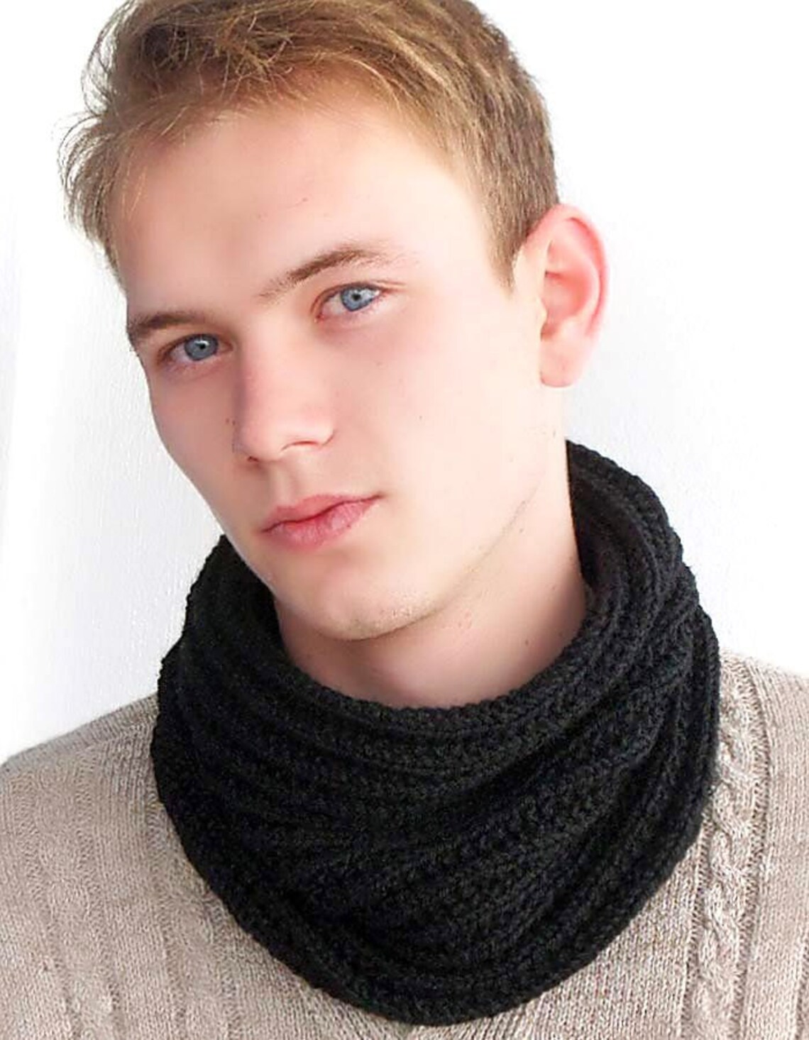Black alpaca scarf Wool scarf men Knit infinity scarf 30th Etsy España