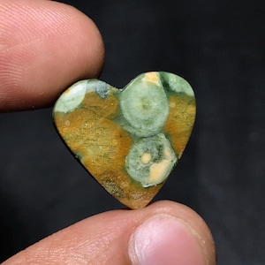 Natural Green Rainforest Jasper Cabochon For Loose Gemstone..Best Quality Jasper...19x20x4mm...10.50cts...Heart Shape