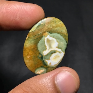 Natural Green Rainforest Jasper Cabochon For Loose Gemstone..Best Quality Jasper...31x22x4mm...23.10cts...Oval Shape