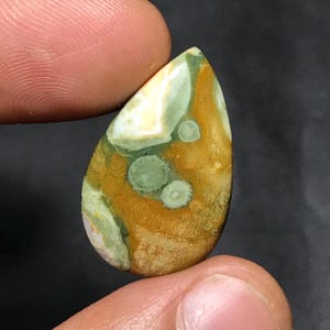 Natural Green Rainforest Jasper Cabochon For Loose Gemstone..Best Quality Jasper...26x16x5mm...14.15cts...Pear Shape