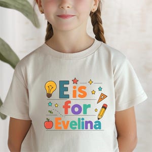 Personalisierte Back to School Kinder Shirt, benutzerdefinierte Alphabet Kinder Shirt, süße Kindergarten Shirt, erster Tag der Schule Shirt, Schule Kleinkind Shirt