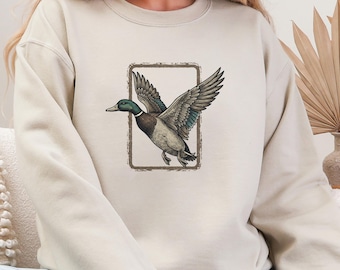 Vintage Duck Sweatshirt, Retro Mallard Crewneck, Nature Wildlife Sweater, 90s Style Unisex Pullover, Rustic Cabin Gift