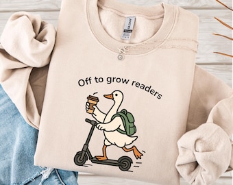 School Librarian Gift Sweatshirt, Off to Grow Readers Crewneck, Elementary Library Media Specialist Pullover