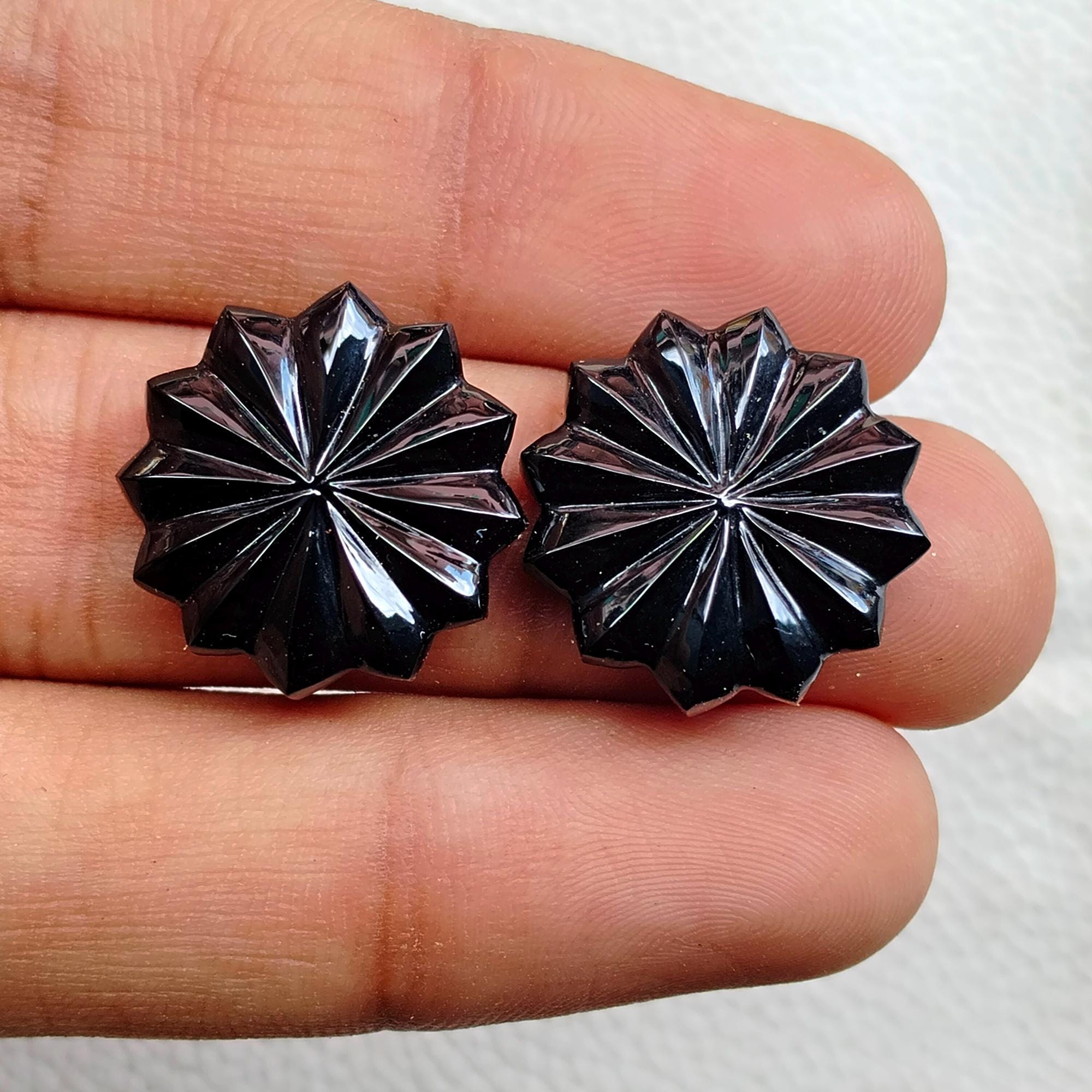 ブラックオニキス フラワーカービング ジェムストーン ペア