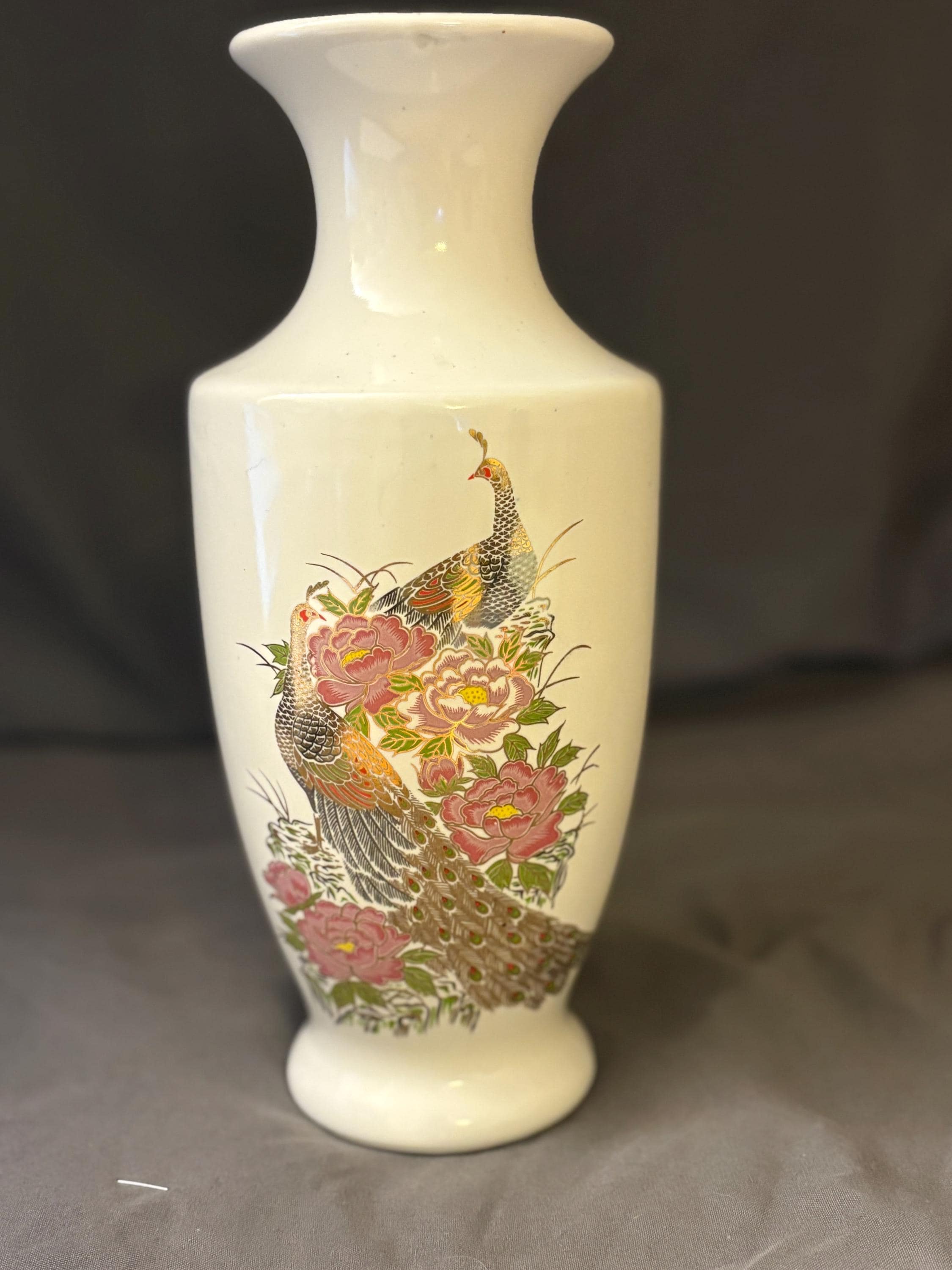 孔雀の模様が描かれたヴィンテージの中国製磁器の花瓶 - Etsy 日本