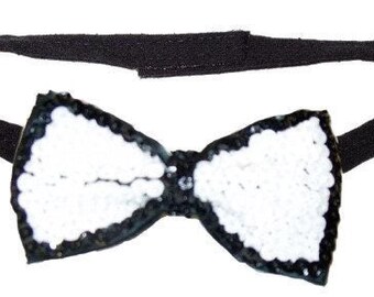 Papillon con paillettes in raso bianco con finiture nere e cinturino regolabile, taglia unisex per adulti