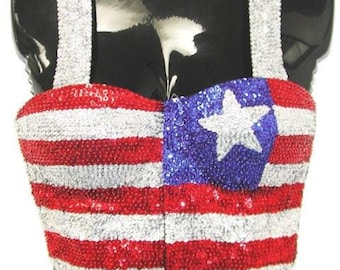 Top halter con lentejuelas y bandera de EE. UU.: rojo, blanco, azul, estrellas y rayas para festival.