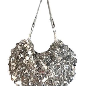 Sequin handbag silver clutch: metallic evening bag with chain strap and zip closure
