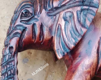 An 7.5 long Inch long Rosewood Hand carved Display Wooden Elephant