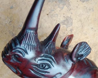 10.5 Inch long Rosewood Hand carved Display Wild Rhino