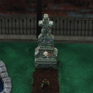 1:48 Gravestone kit NEW!
