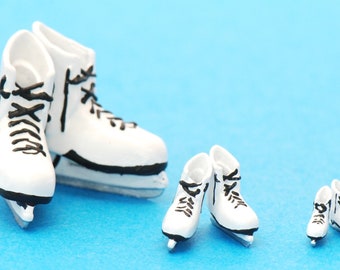 Ice Skates Kit in all 3 Scales Brand New!