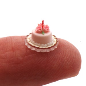 Dollhouse Miniature, Quarter Scale, Birthday Cake with Candle and 3 roses