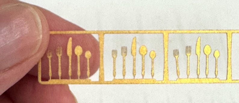 Dollhouse Miniature, 1:24 Silverware set with Placemats Kit - Choose Silver or Gold image 2