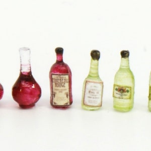 1:48scale, Mixed Wine Kit Set of 6 Includes Decanters