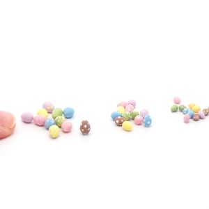 All scales Easter Eggs Kit ~ Set of 12 NEW!