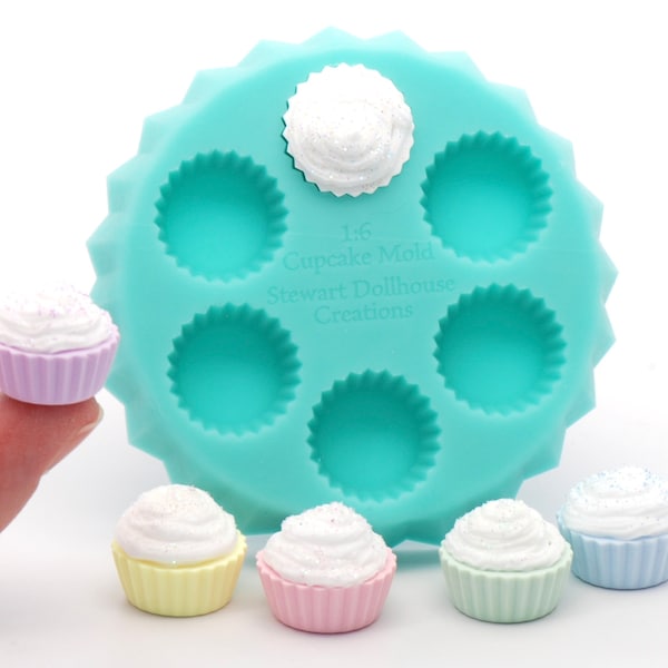 1/6 Scale Cupcake Mold (11.5 inch Doll Size)
