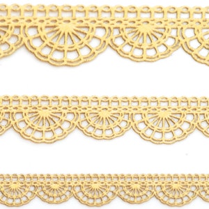 10 inches of Gold Laser Lace