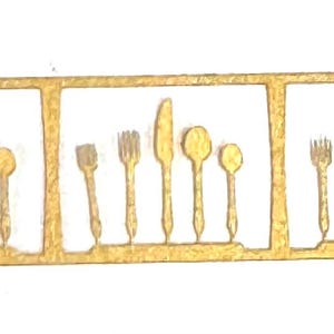 Dollhouse Miniature, 1:24 Silverware set with Placemats Kit - Choose Silver or Gold image 3