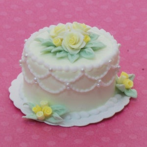 1:12 Yellow Fancy Dollhouse Miniature Cake NEW!