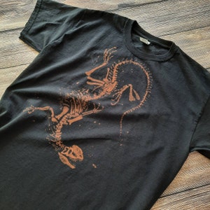 Dilophosaurus Hand Painted Tshirt Dinosaur Fossil Shirt - Etsy