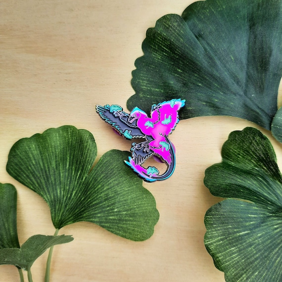 Microraptor Feathered Dinosaur Enamel Pin Badge, Paleontology Gifts, Dinosaur Gifts for Adults, Natural History, Archaeopteryx Pin Paleoart