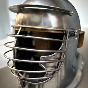 Medieval Helmet Handcrafted Steel Closed Face Armor & Barred Visor Medieval Knight Cosplay Helmet Sca Larp Reenactment Helmet Halloween