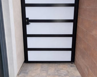 Modern Horizontal Slat Metal Gate with Privacy Screen | Custom Steel Security Gate | Powder Coated Entry Gate | Side Yard Gate with Keypad L