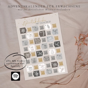 Könnte beinhalten: Adventskalender für Erwachsene mit 24 Weihnachtsliedern. Der Kalender zeigt ein Raster nummerierter Kästchen mit festlichen Illustrationen und QR-Codes, die zu Spotify führen. Der Text "Adventskalender" steht oben.