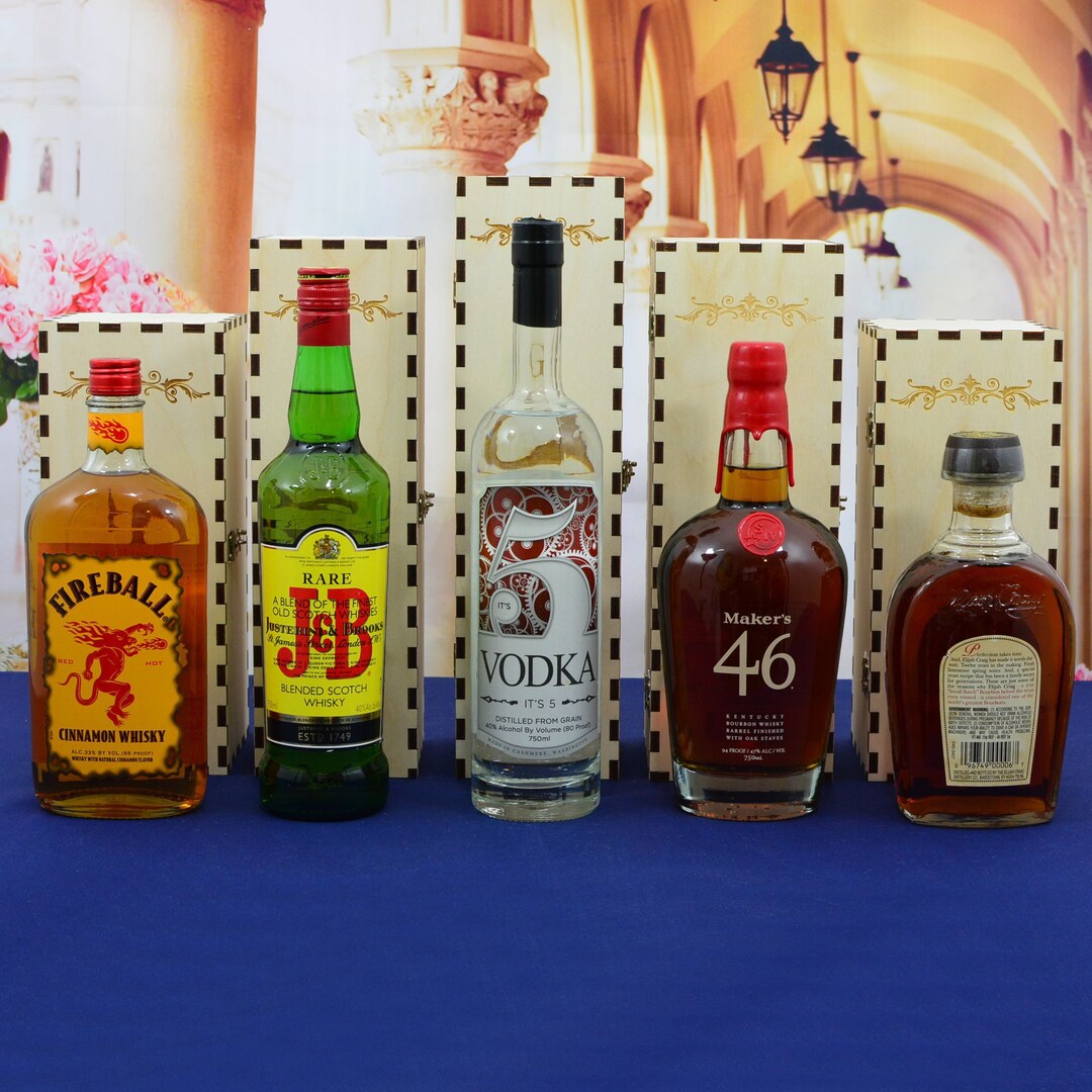 Wood Liquor Gift Box For A Single 750 Ml Bottle Personalized By You Etsy wood-liquor-gift-box-for-a-single-750-ml-bottle-personalized-by-you-etsy