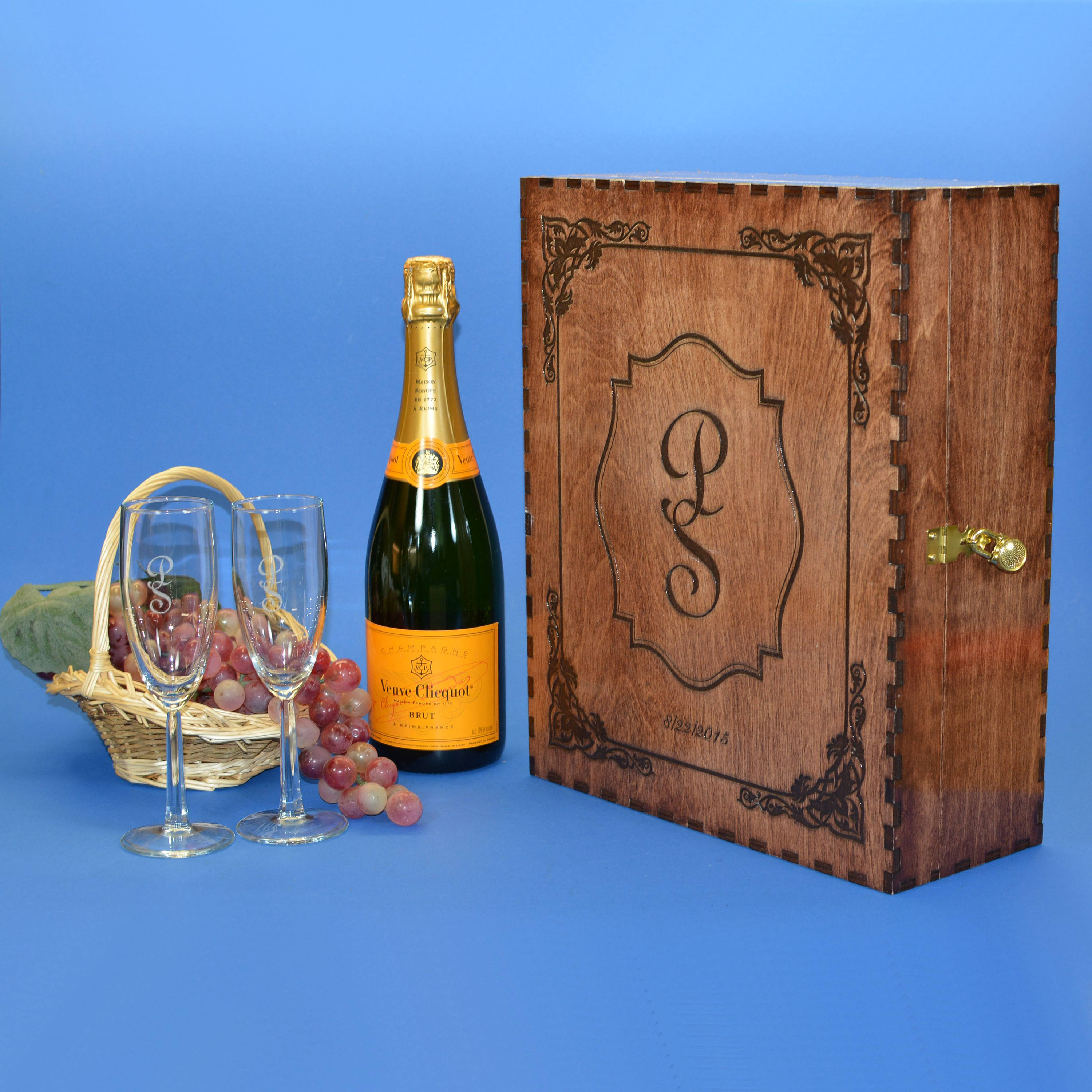 Elegant Personalized Wood Champagne Box Set with 2 Personalized Crystal