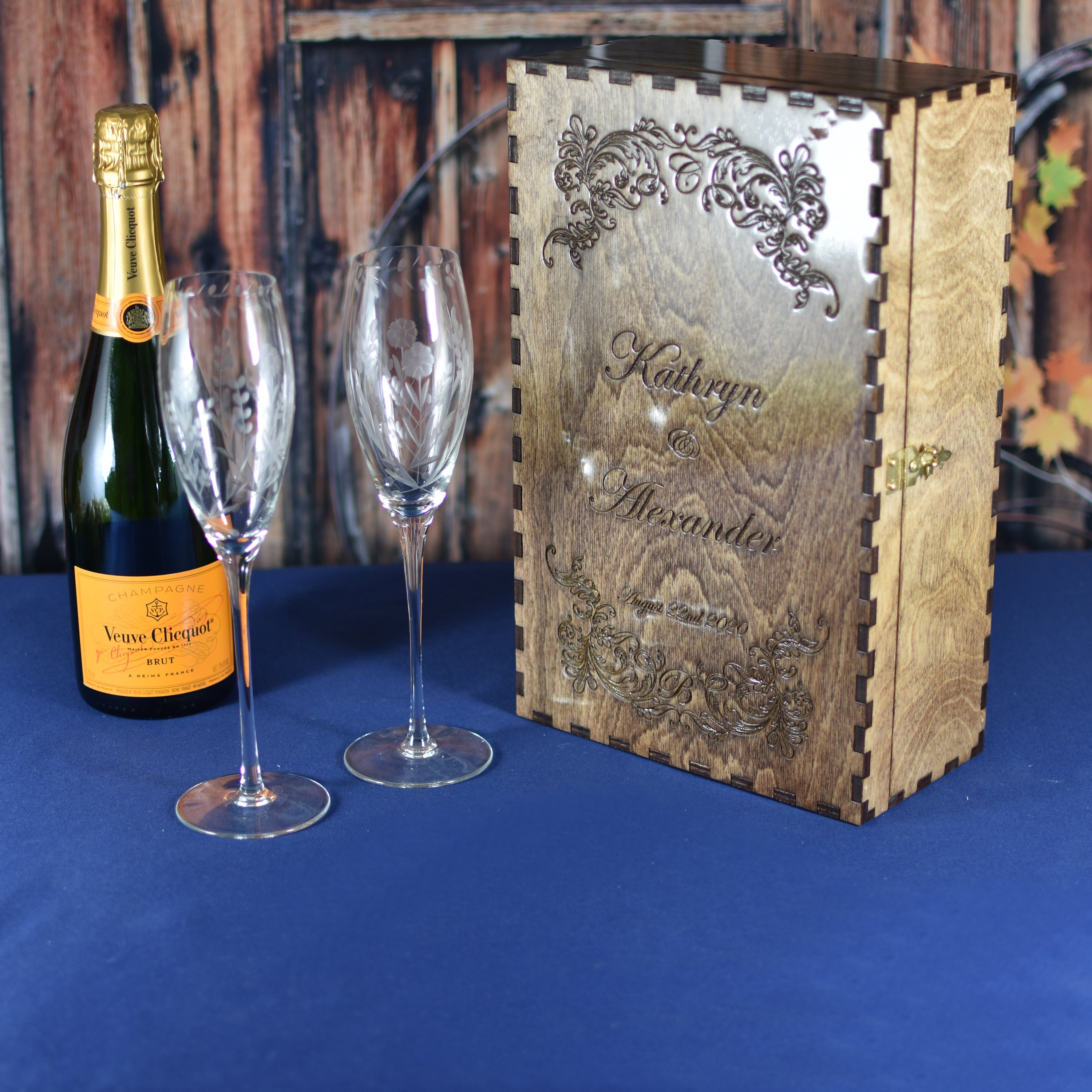Wood Champagne Flute Gift Box Personalized by You for the Wedding