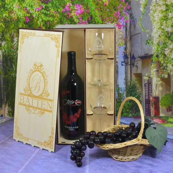 Personalized Wine Box with 2 Custom Wine Glasses