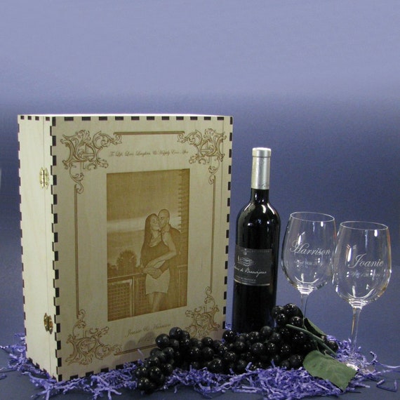 Elegant Wood Ceremony Wine Box Set with Padlock & Keys and 2 Personalized Crystal Wine Glasses