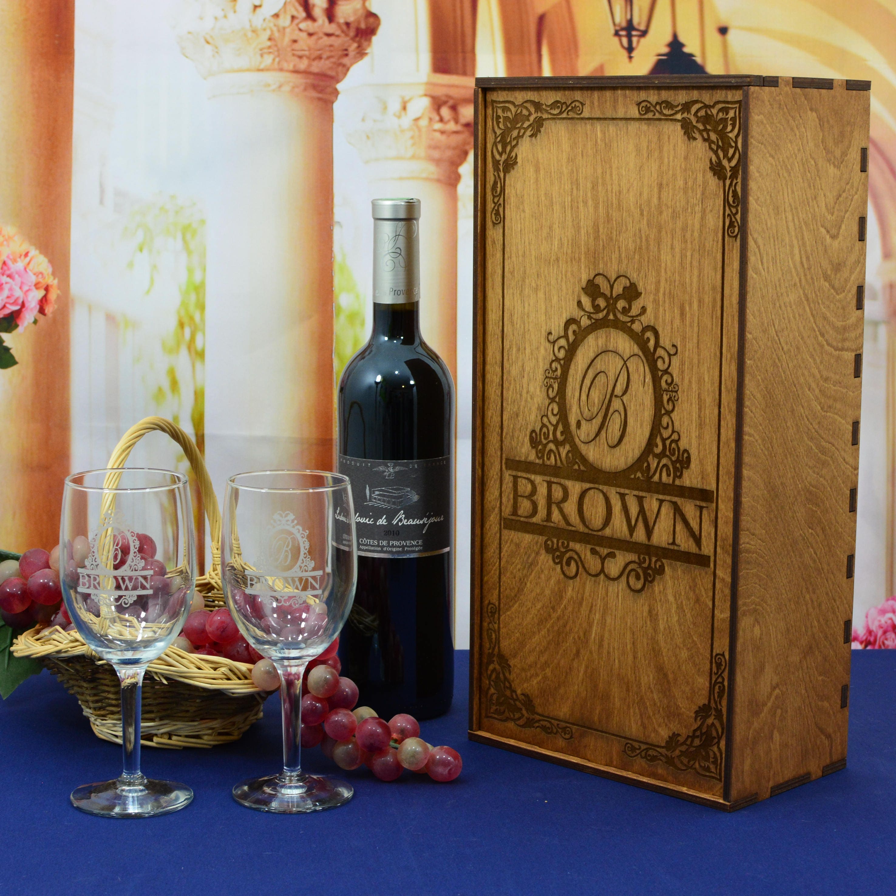 Personalized Wedding Wine Gift Box Set with 2 Custom Etched Wine Glasses