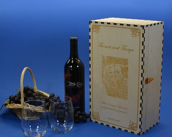 Personalized  Wine Box with 2 Personalized Stemless Wine Glasses