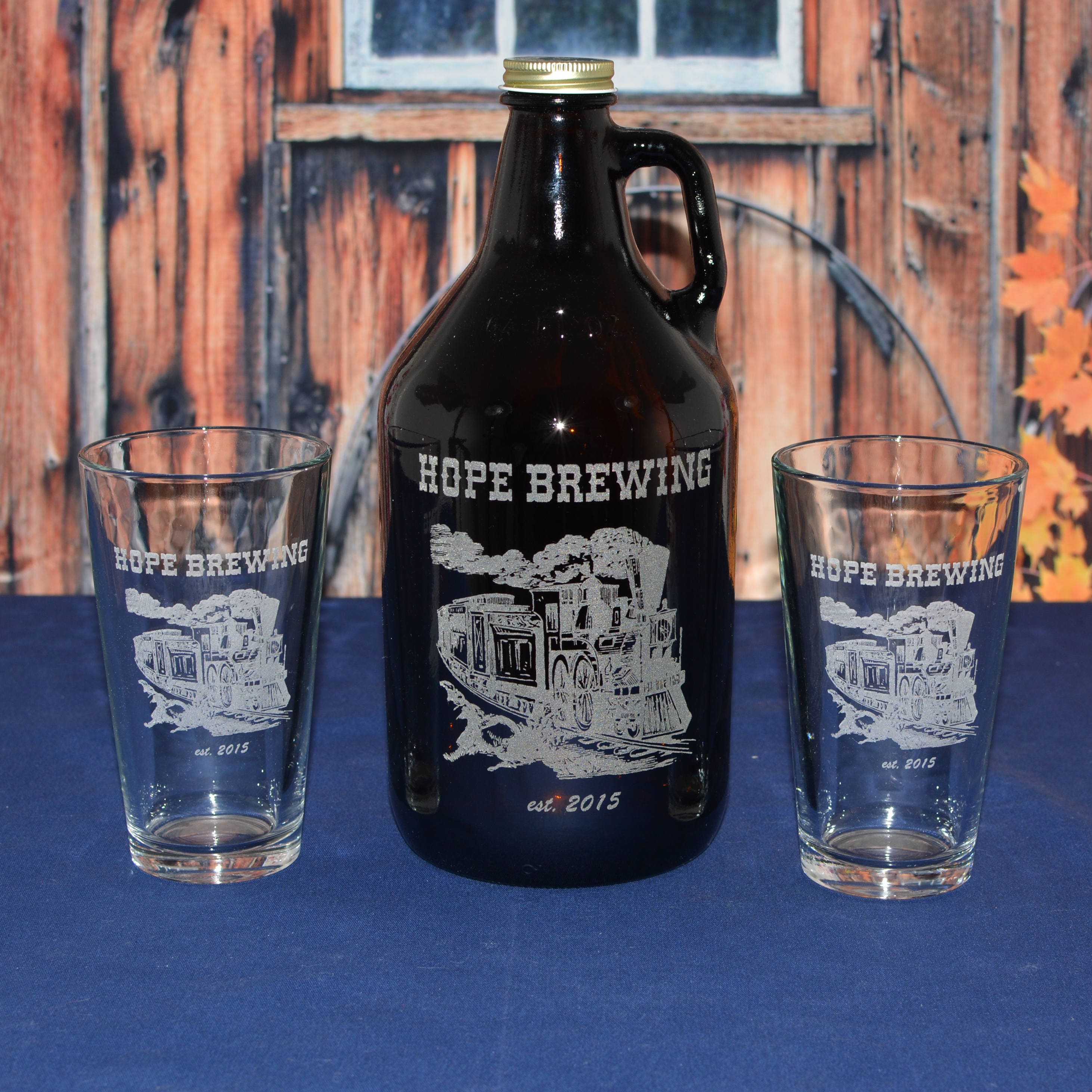 Personalized Beer Growler with 2 Pint or Belgian Tulip Glasses. Use