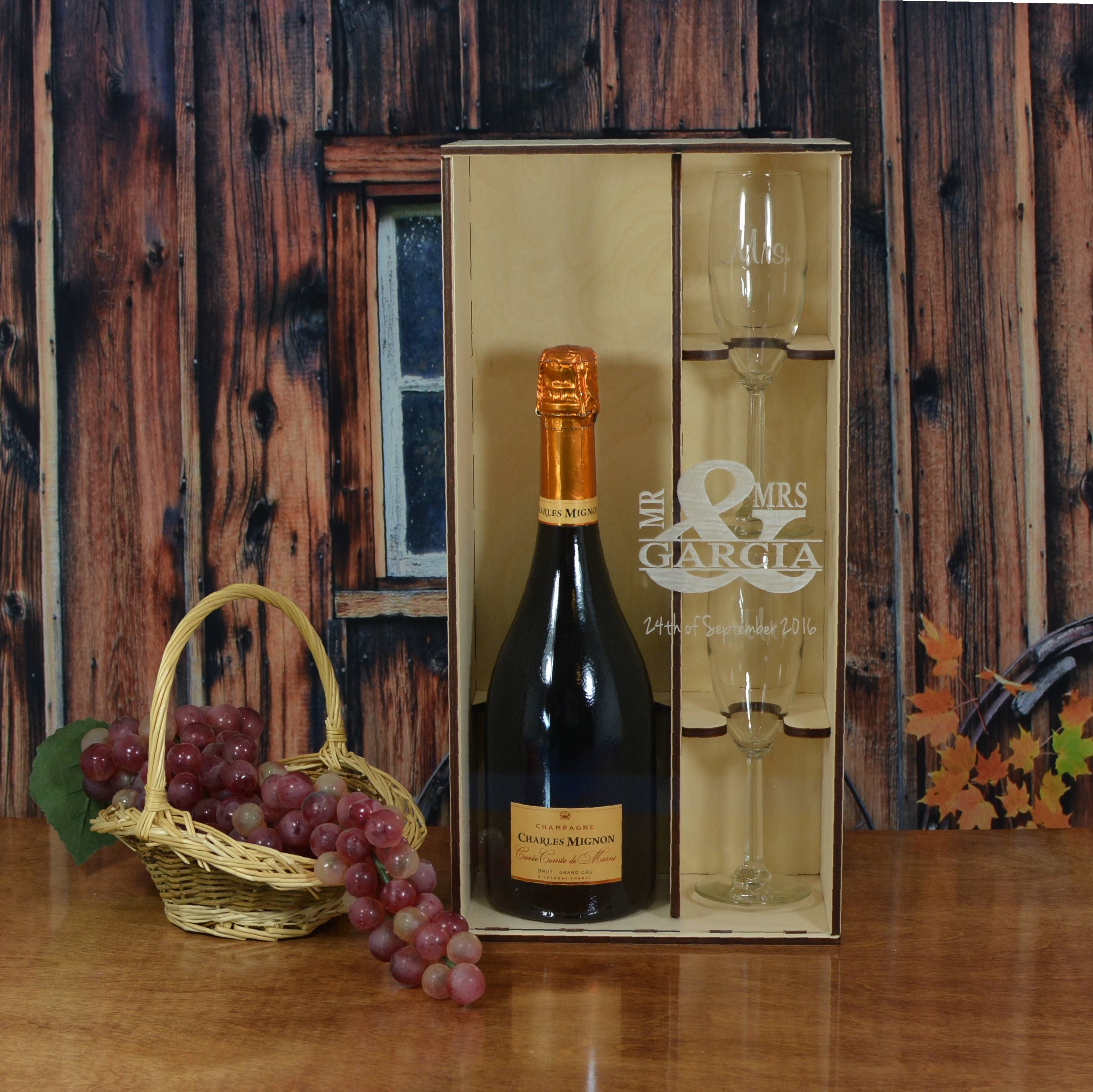 Champagne Gift Box with 2 Etched Flutes With Clear Acrylic Front