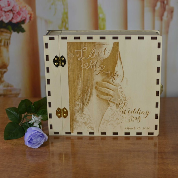 Wedding Boudoir Album with Mini Padlock 8X8