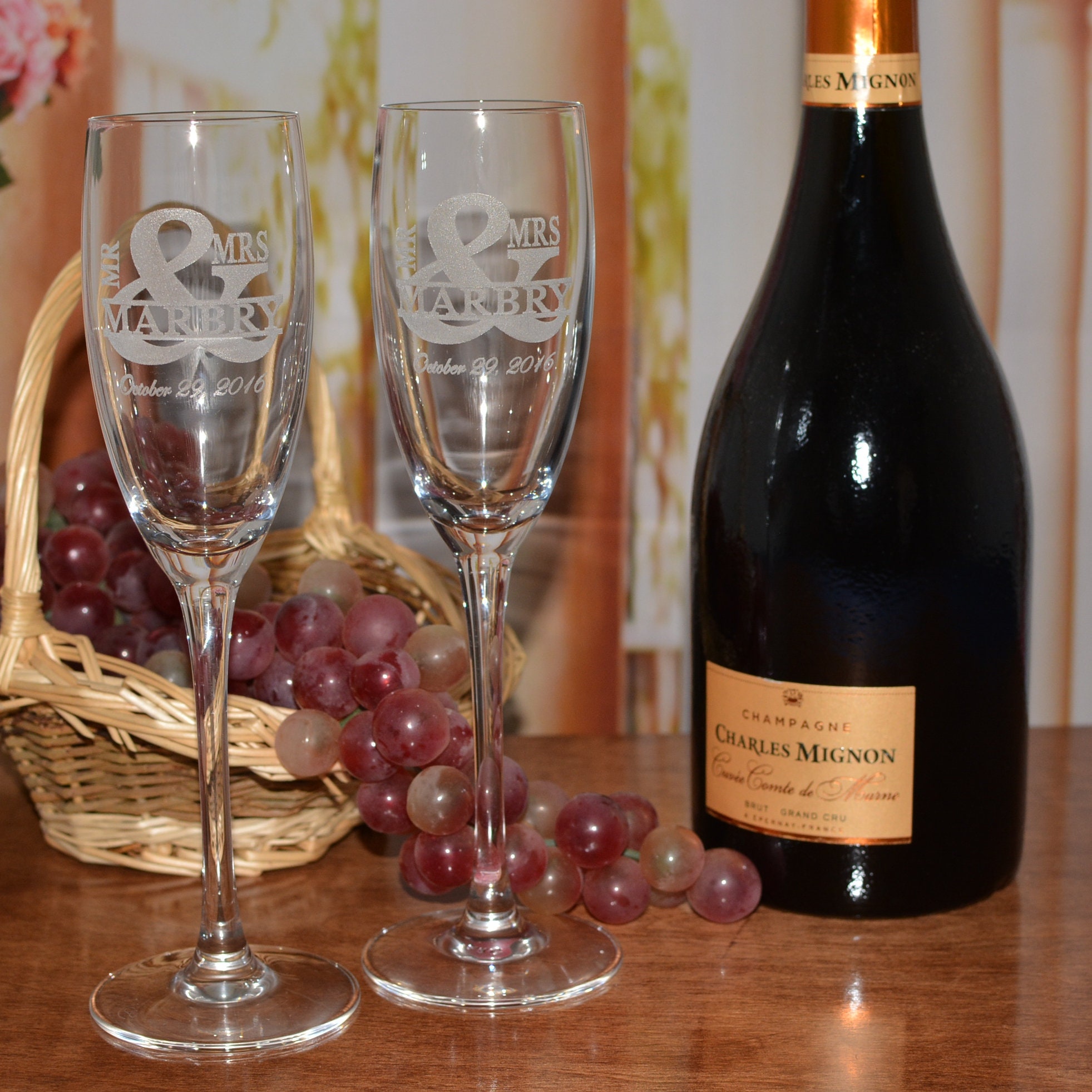 Personalized Champagne Flute Gift Box with Acrylic Front and 2 Custom