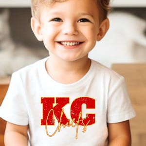 Camiseta de fútbol juvenil, camiseta de los Chiefs, regalo de fútbol para niños, camiseta juvenil de los Chiefs, camiseta de KC, camiseta de aficionado al fútbol