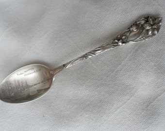 Sterling Silver Souvenir SPOON - Oakland Calif. - Hall Co. lily  pattern