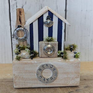 Beach Days&#39; at the Beach Hut - Handmade Wooden Coastal Home Decor