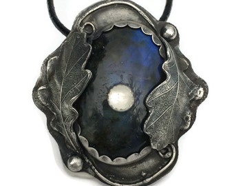 Blue Labradorite and Oak Leaves pendant, silver oak leaf pendant, stone on stone pendant, moonstone necklace, labradorite pendant