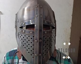 Medieval Bascinet Knight Helmet: Buhurt Battle Armor, Adjustable Fit