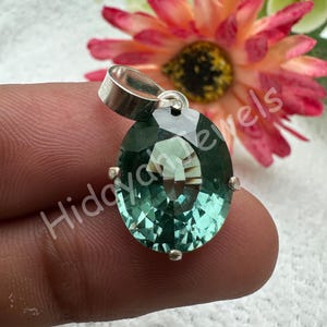 19 Ct Natural Green Sapphire Silver Pendant – 925 Sterling Silver Oval Cut Gemstone – Handmade Designer Jewelry – Gift for Her