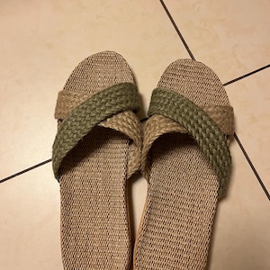 slippers
