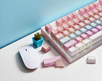 Juego de teclas PBT con degradado rosa, translúcidas y brillantes con grabado lateral